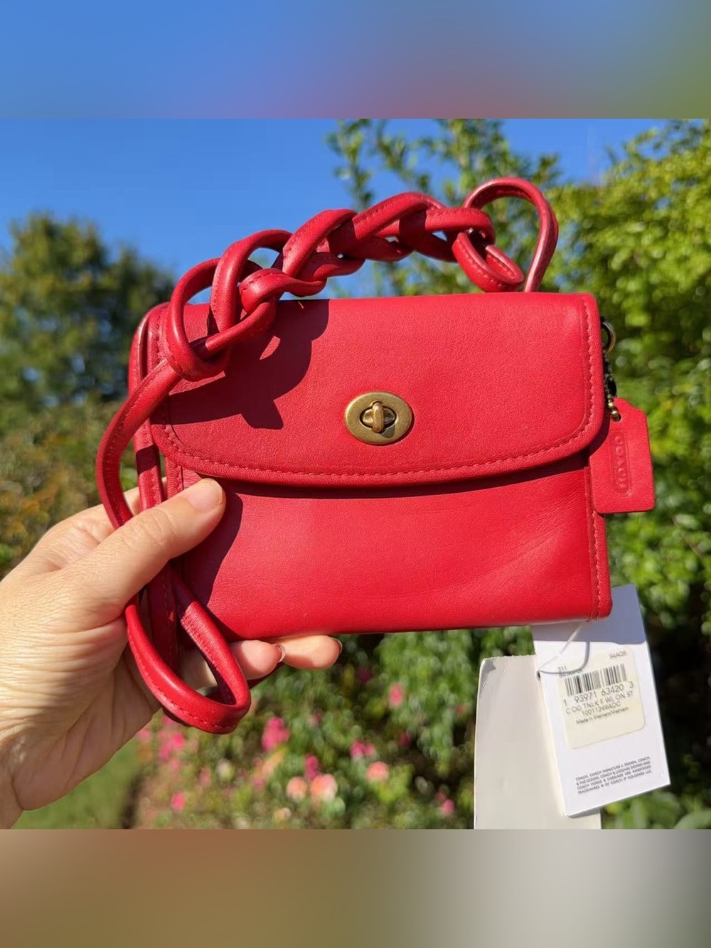 NWT Coach Turnlock Flap Wallet 311